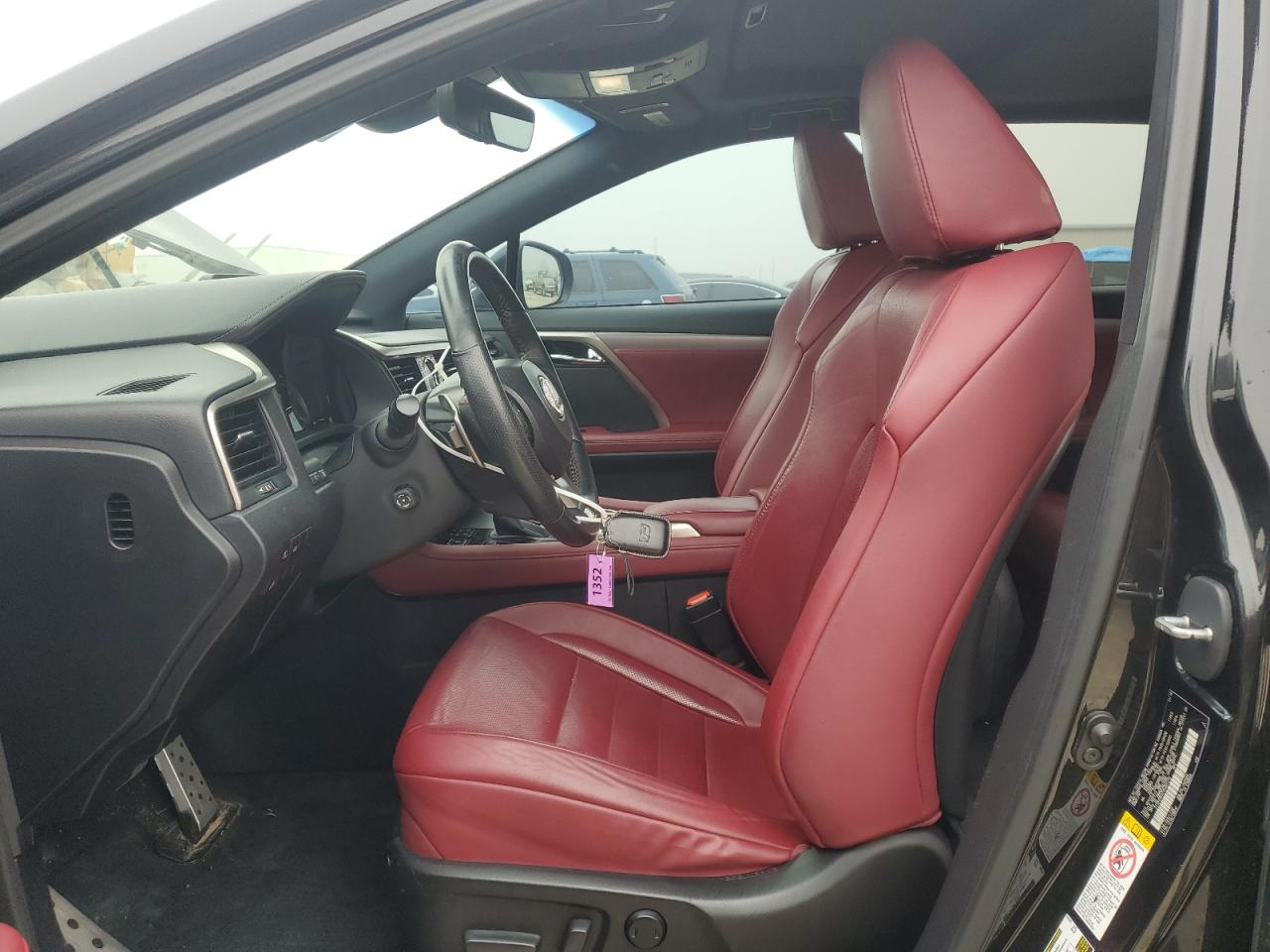 2017 Lexus RX - Image 7