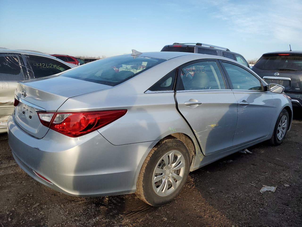 2012 Hyundai Sonata - Image 3