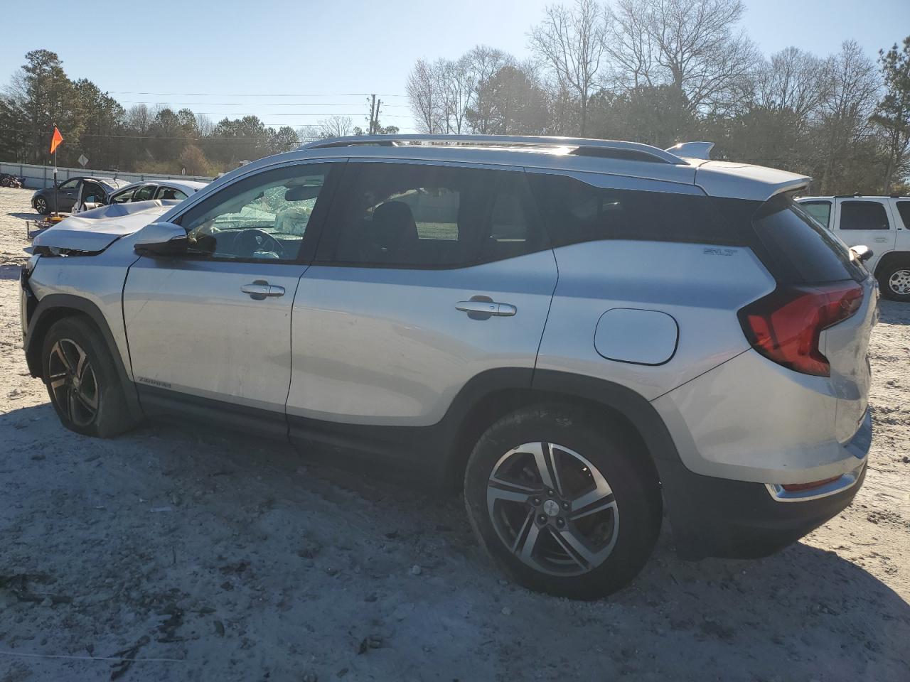 2019 GMC Terrain - Image 2