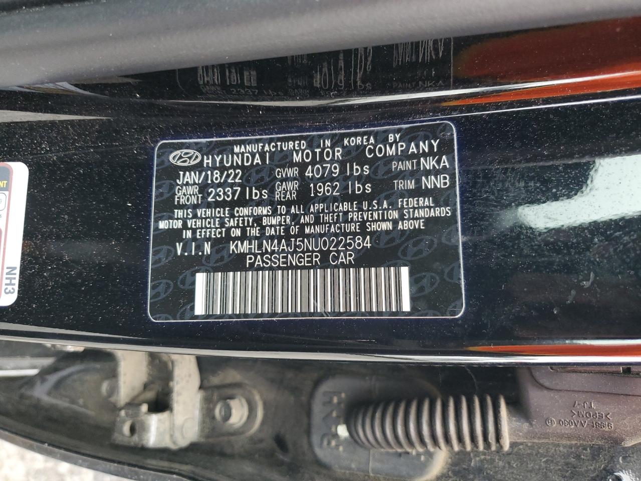 2022 Hyundai Elantra - Image 14