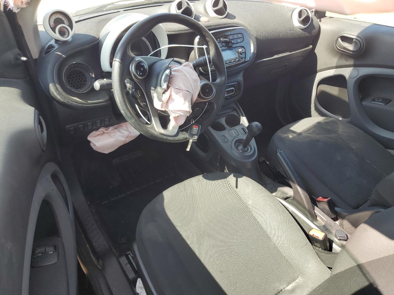 2016 Smart Fortwo - Image 8