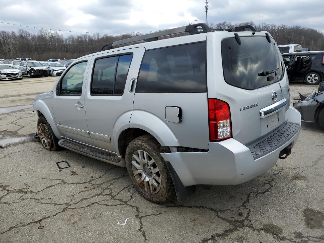 2008 Nissan Pathfinder - Image 2