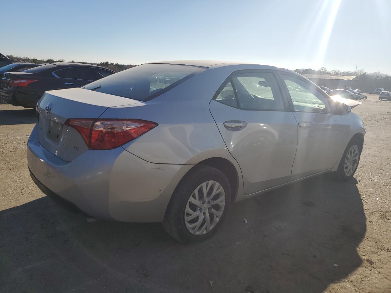 2018 Toyota Corolla - Image 3