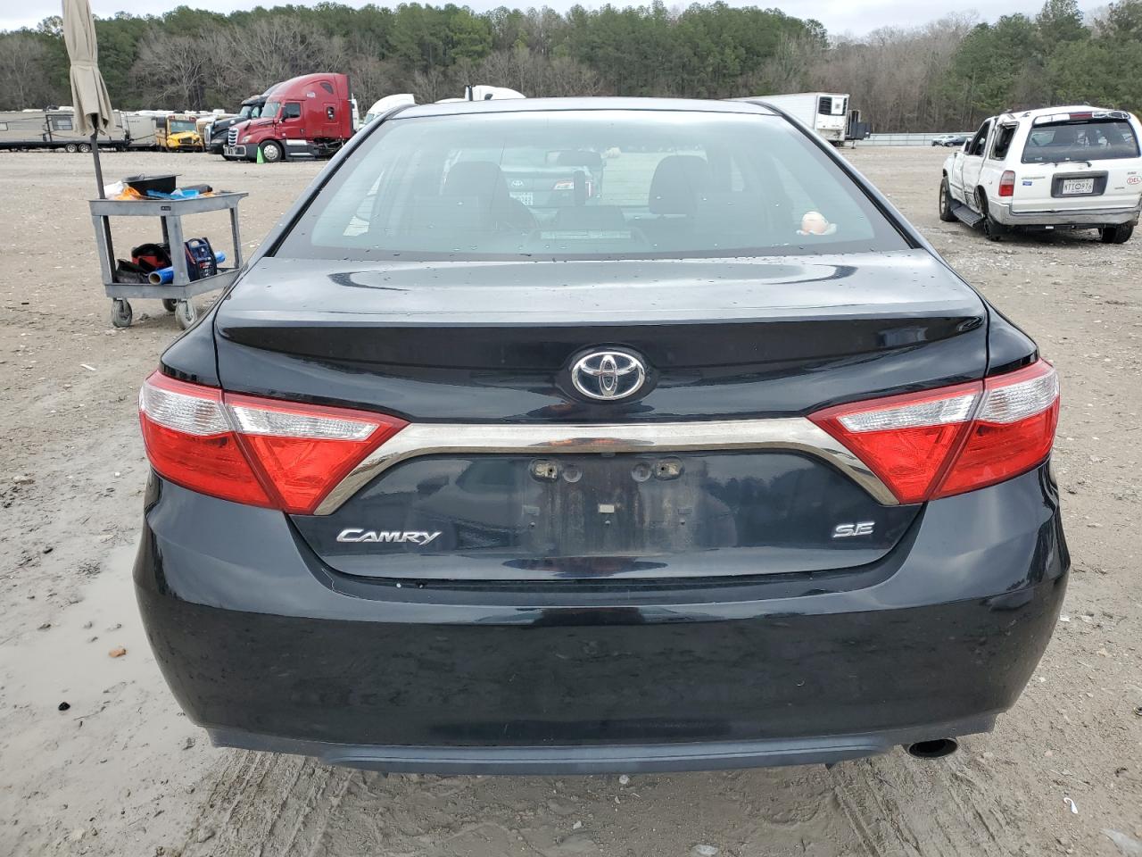 2016 Toyota Camry - Image 6