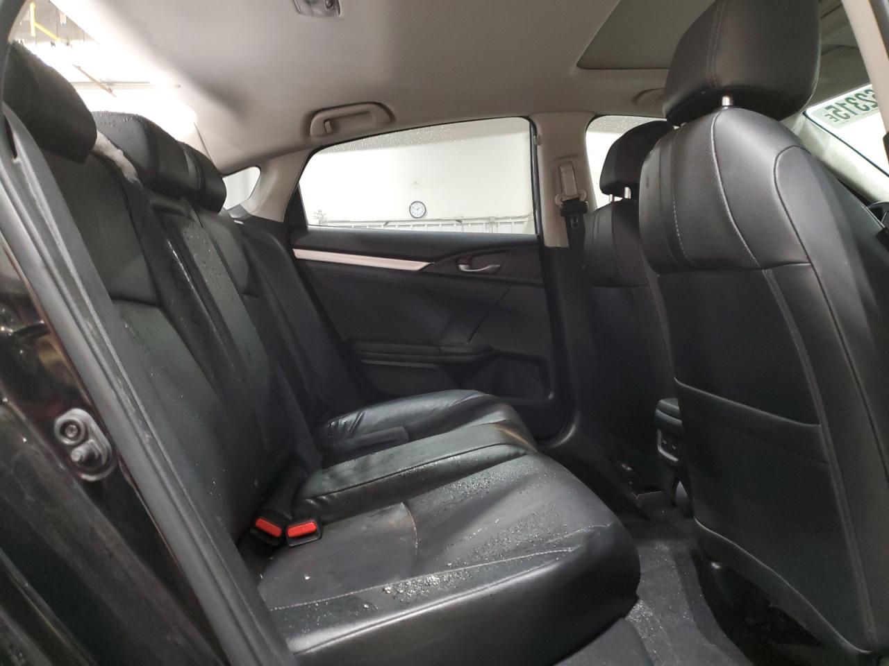 2016 Honda Civic - Image 10