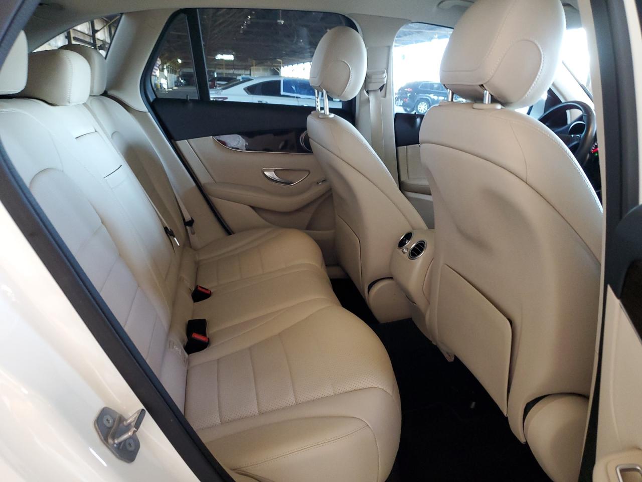 2019 Mercedes-Benz GLC - Image 11