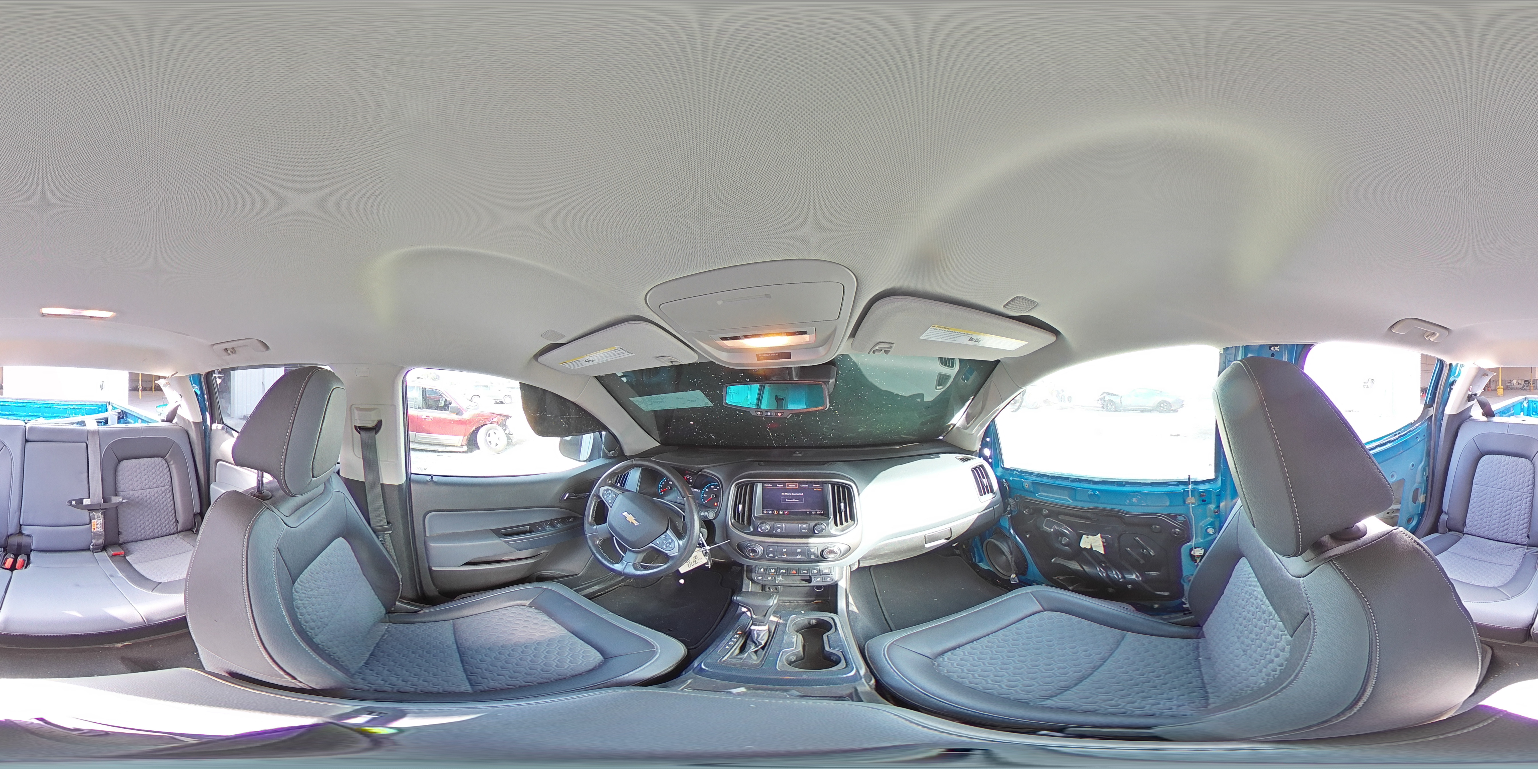 2021 Chevrolet Colorado - Image 13