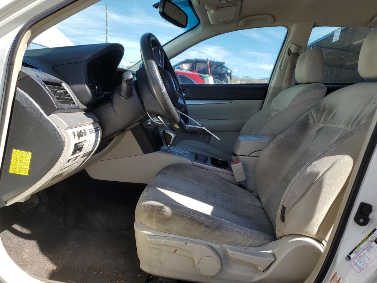2011 Subaru Outback - Image 7