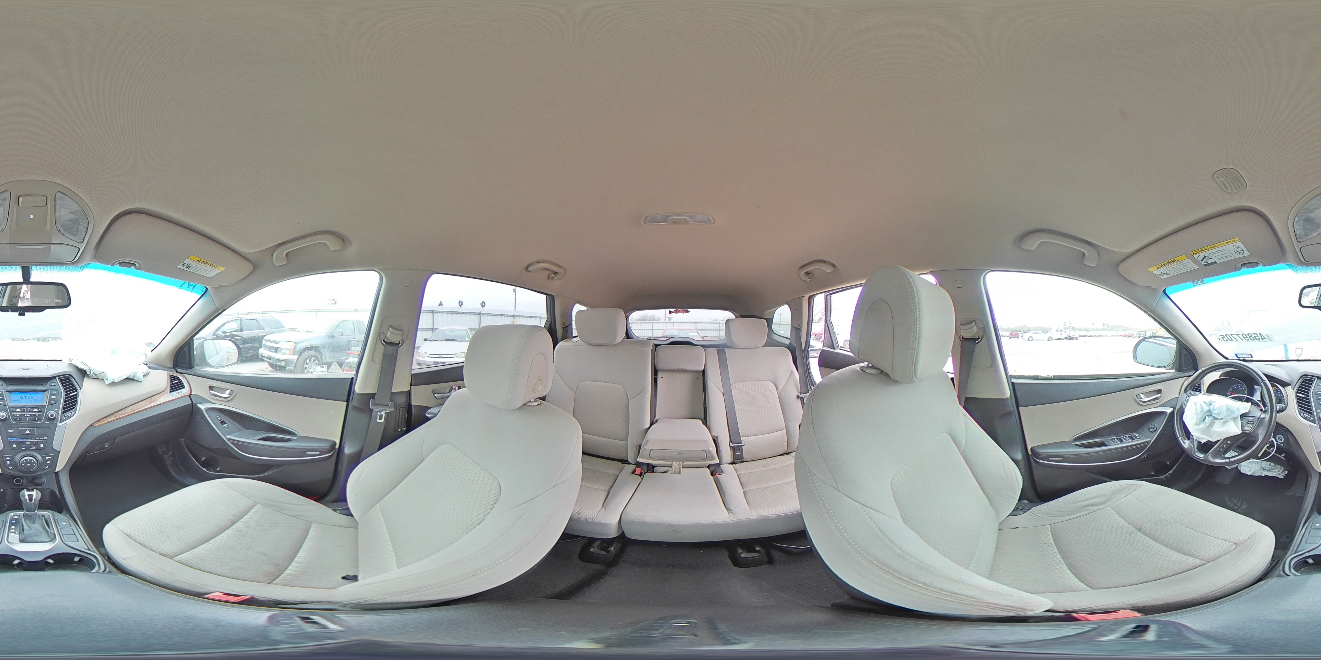 2013 Hyundai Santa Fe - Image 14