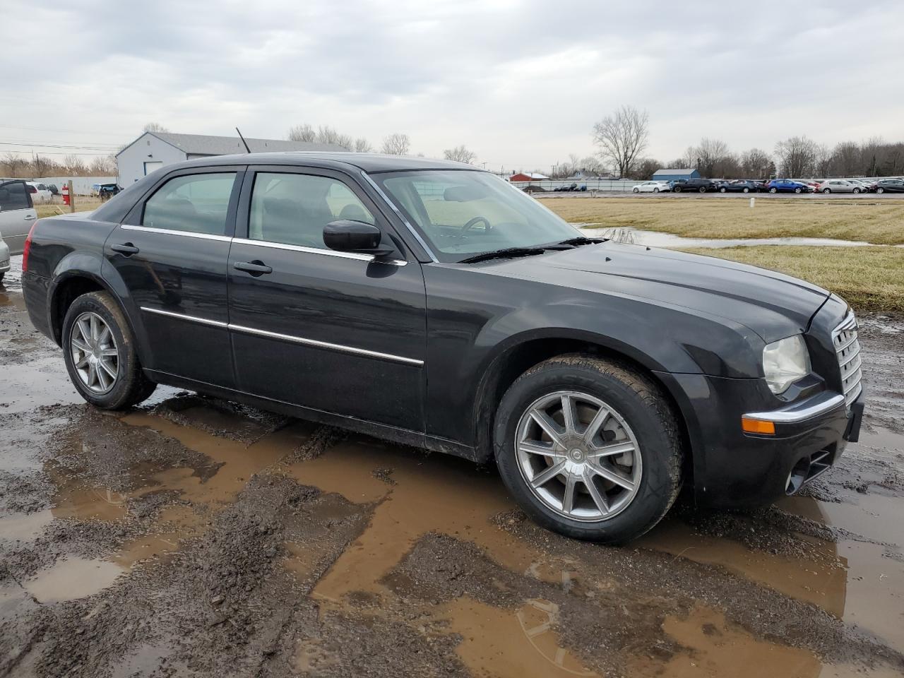 2008 Chrysler 300 - Image 4