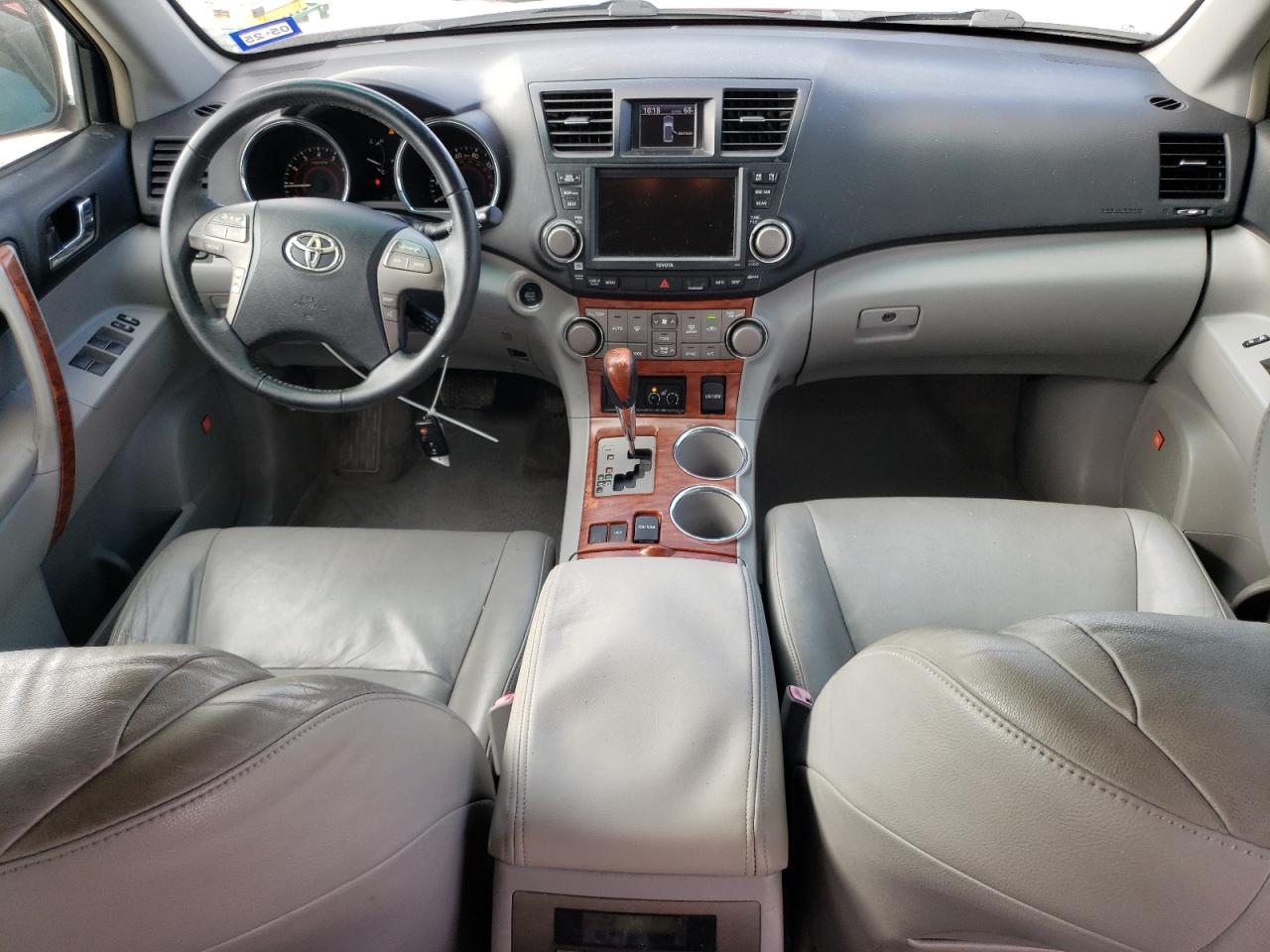 2009 Toyota Highlander - Image 8