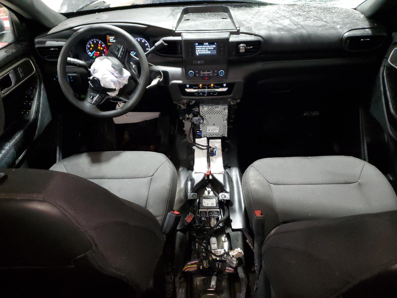 2022 Ford Explorer - Image 8