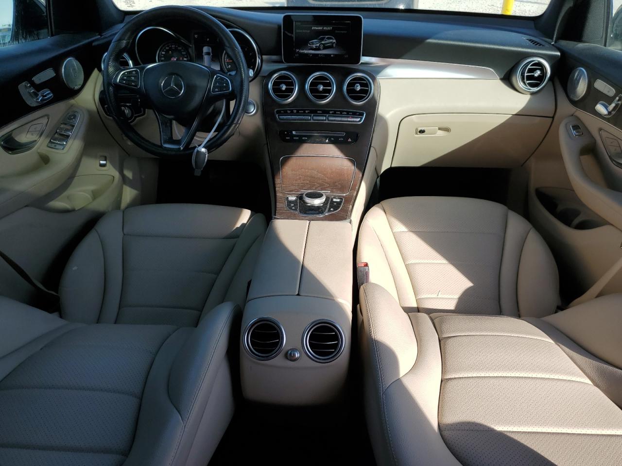 2018 Mercedes-Benz GLC - Image 8