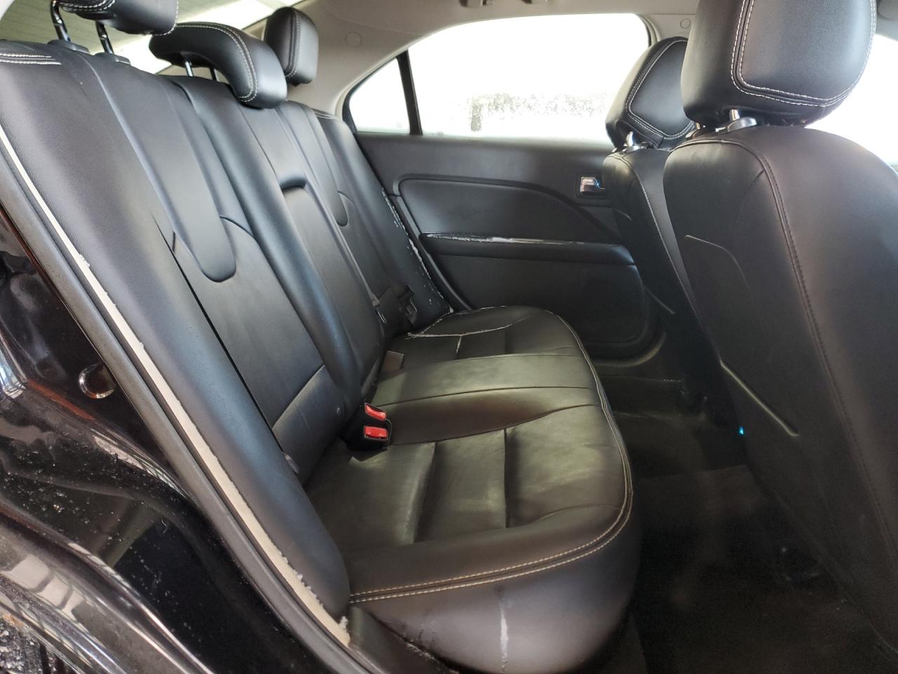 2012 Ford Fusion - Image 10