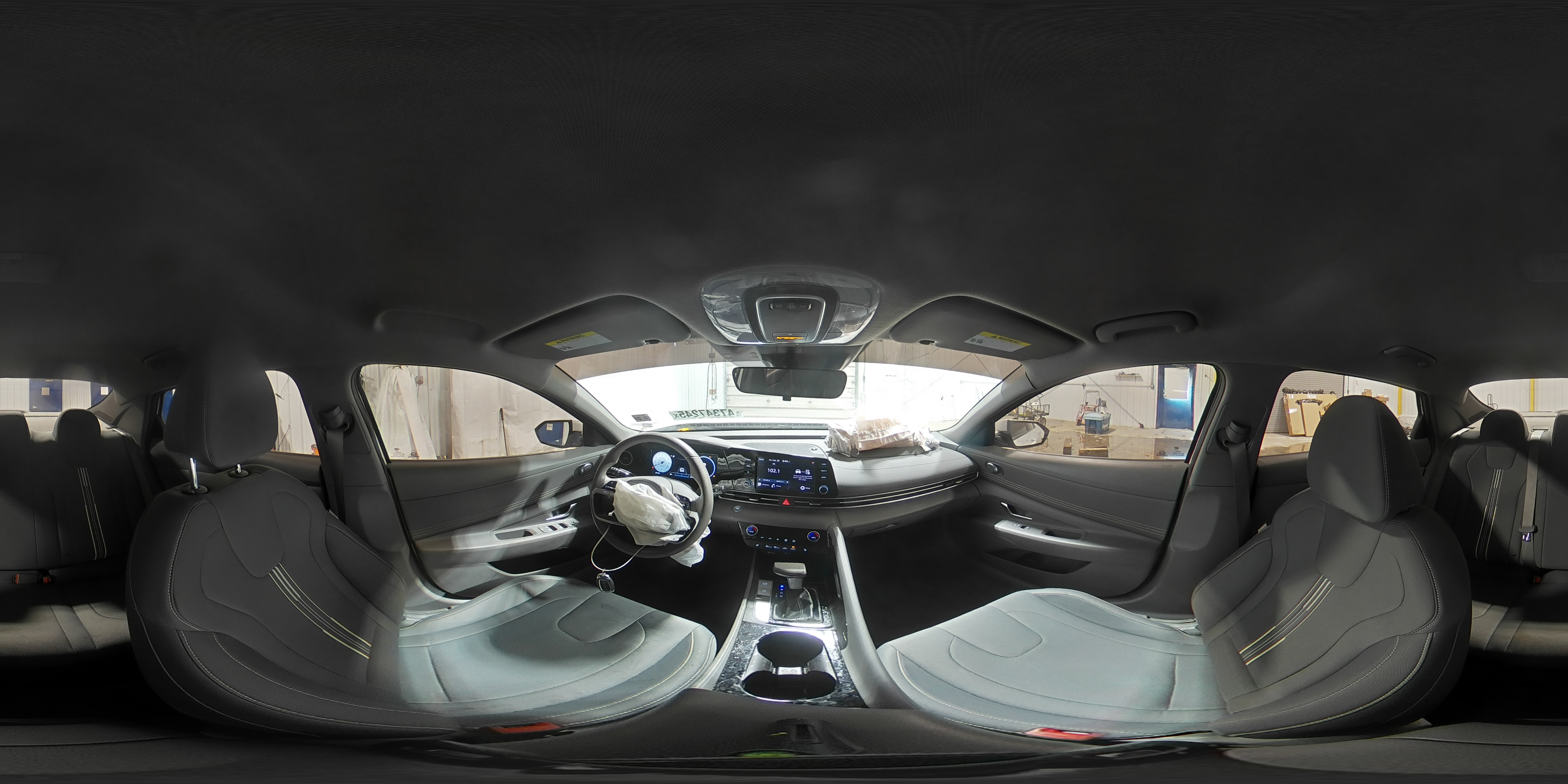 2022 Hyundai Elantra - Image 15