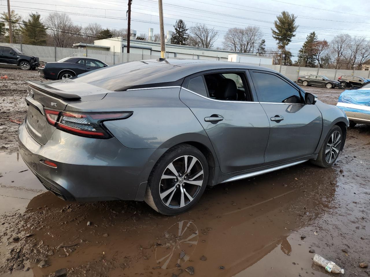2021 Nissan Maxima - Image 3