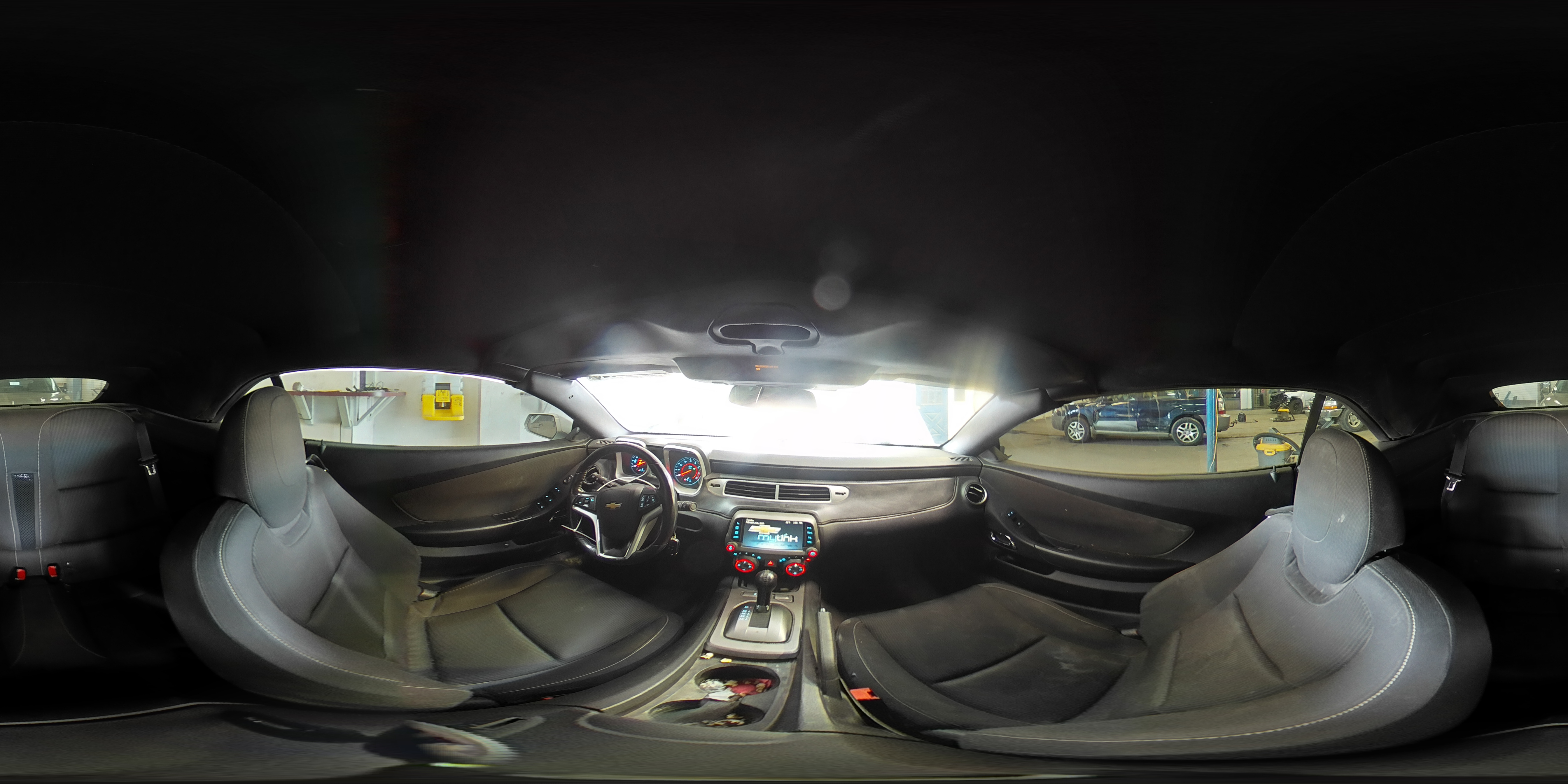 2015 Chevrolet Camaro - Image 13