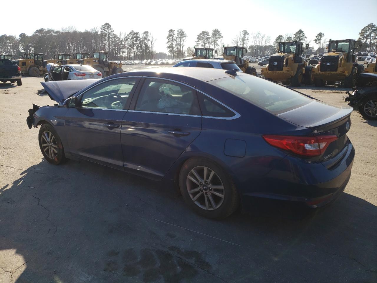 2015 Hyundai Sonata - Image 2