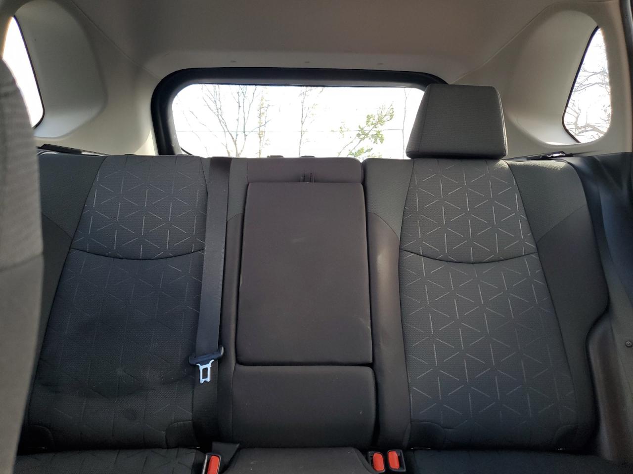 2023 Toyota RAV 4 - Image 10