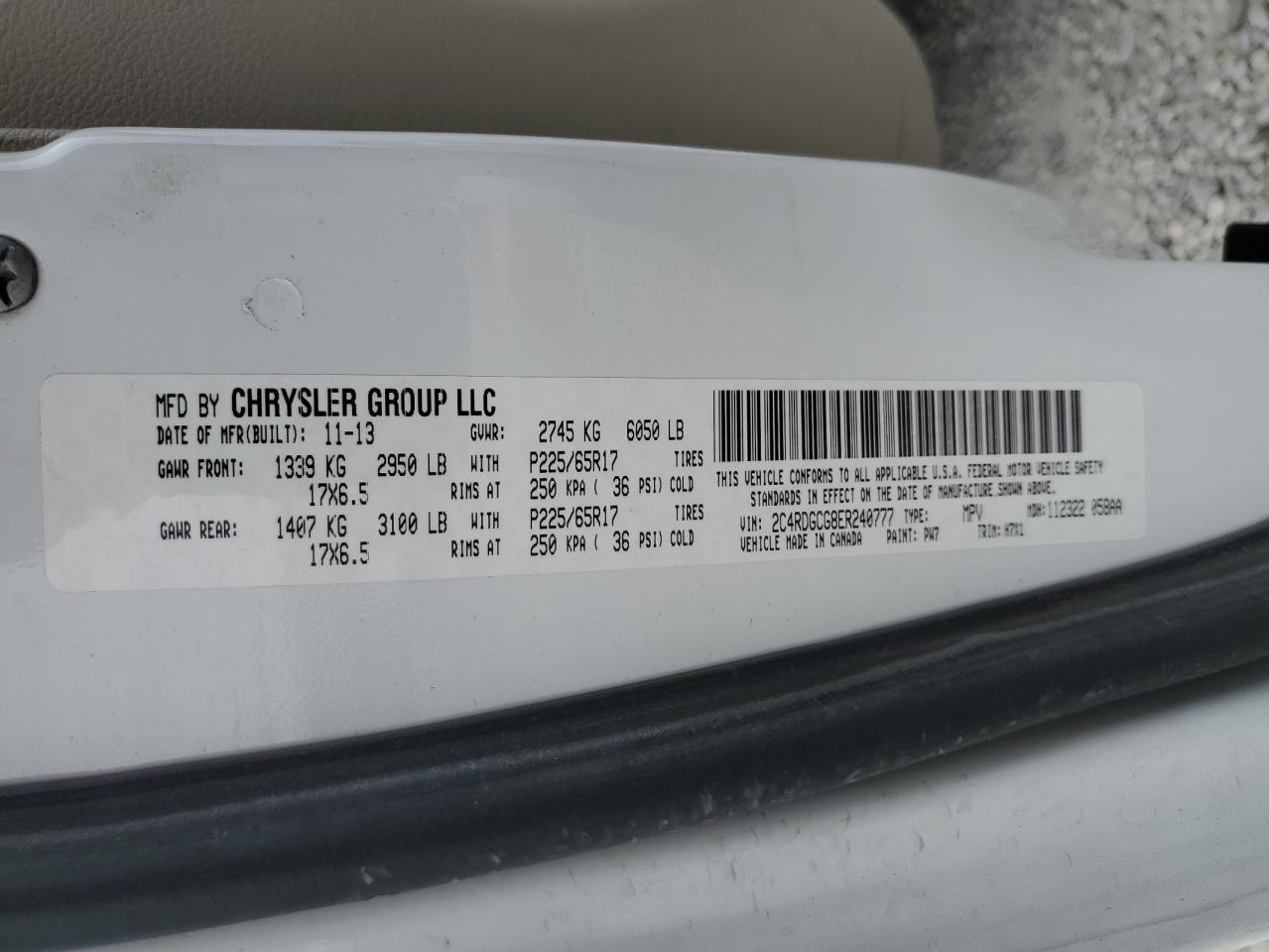 2014 Dodge Caravan - Image 13