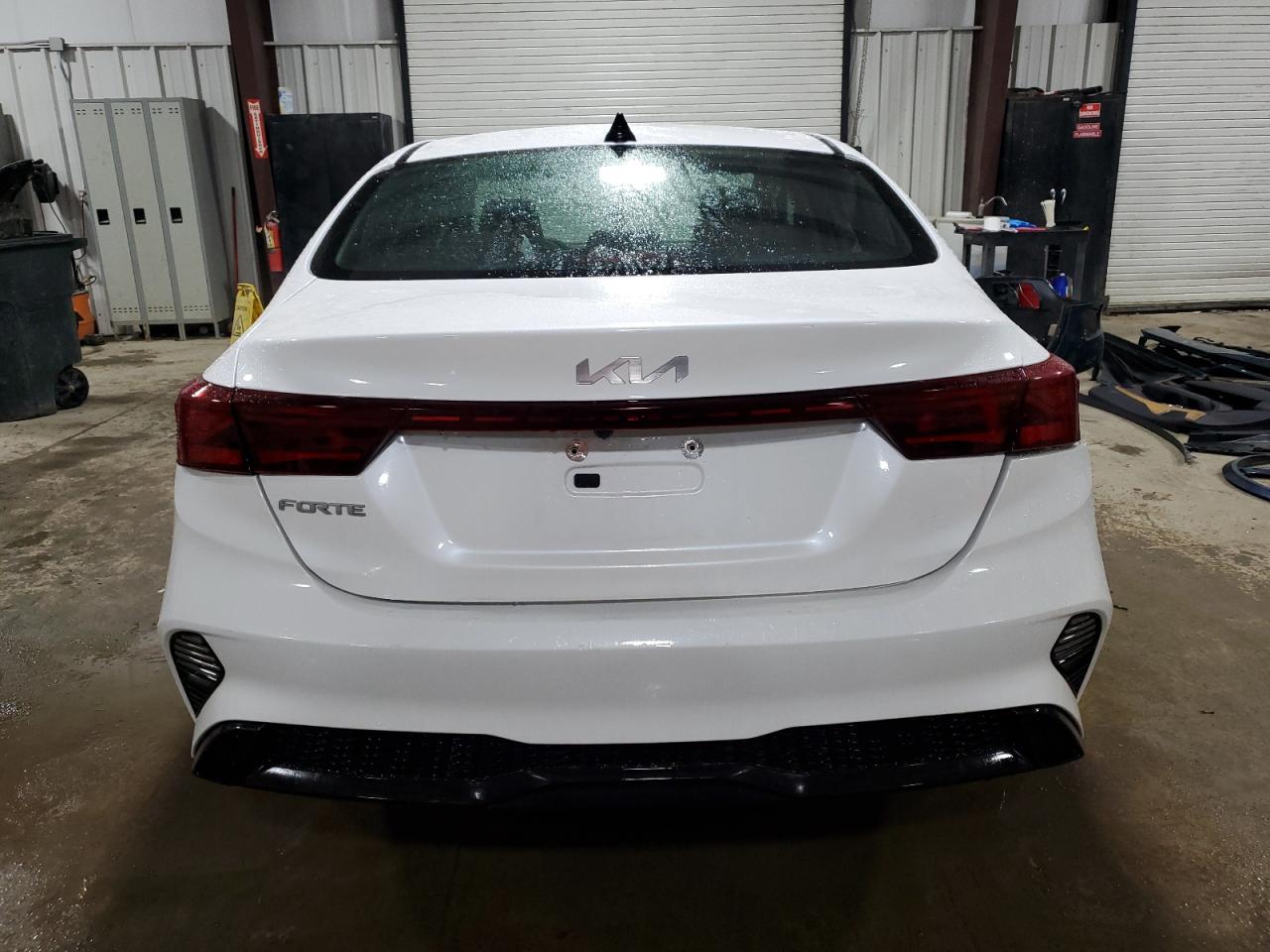 2023 Kia Forte - Image 6
