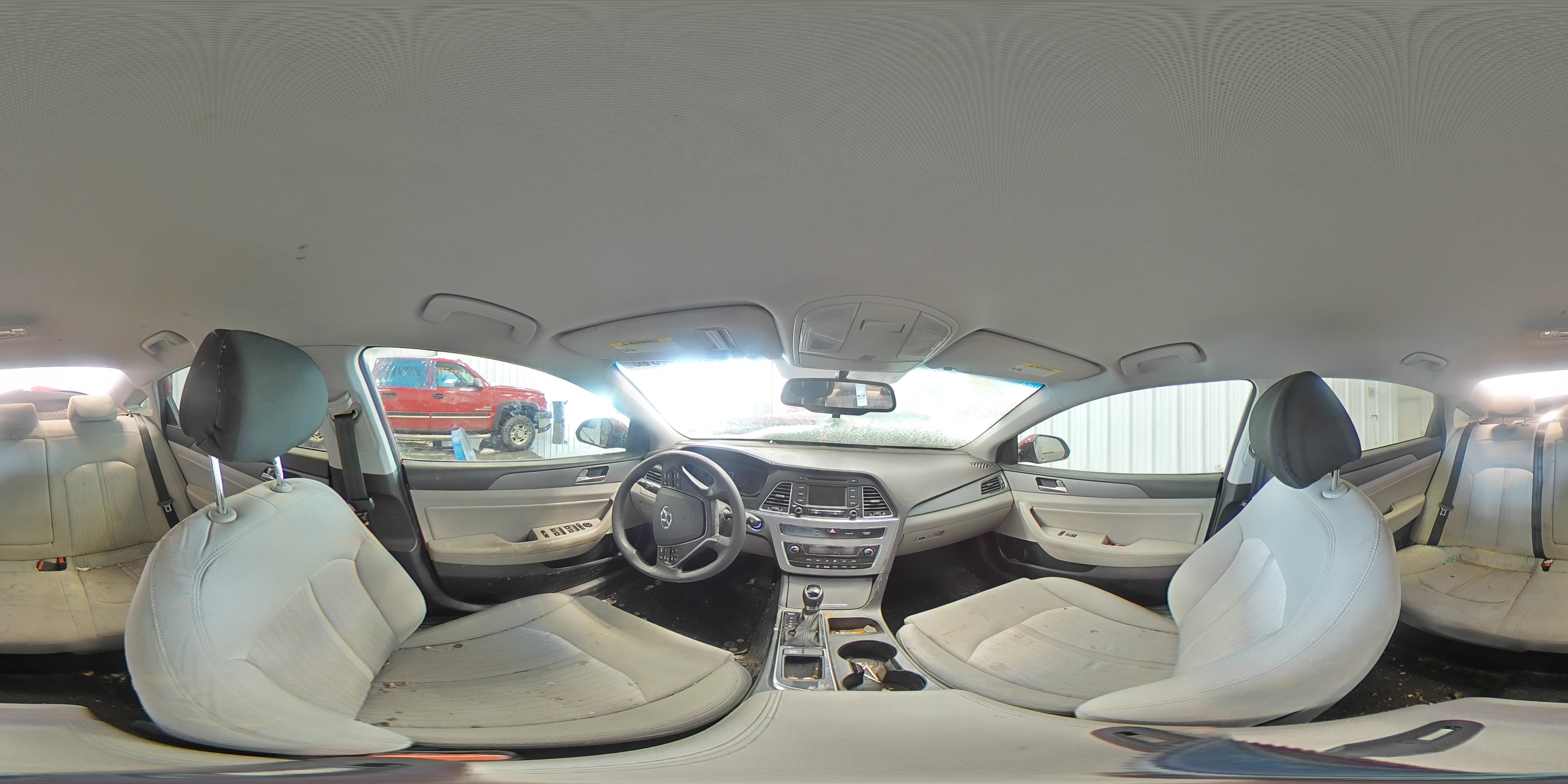 2016 Hyundai Sonata - Image 12