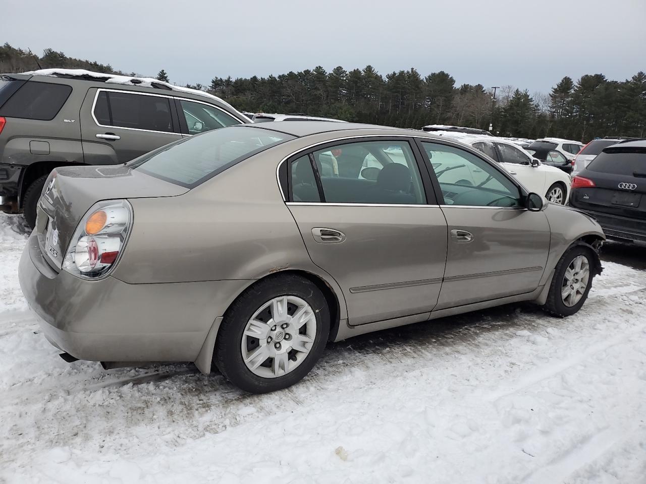 2003 Nissan Altima - Image 3