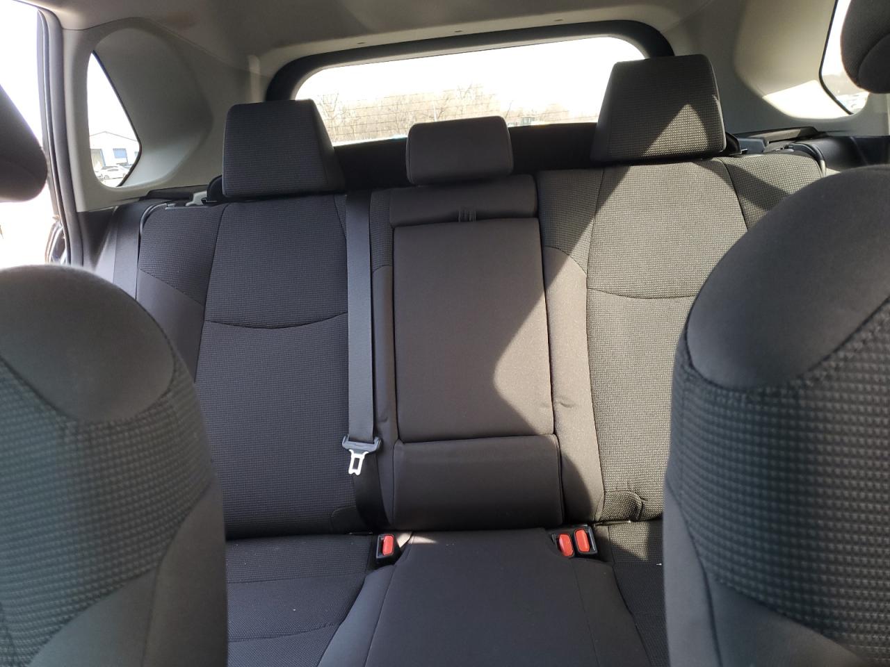 2021 Toyota RAV 4 - Image 10