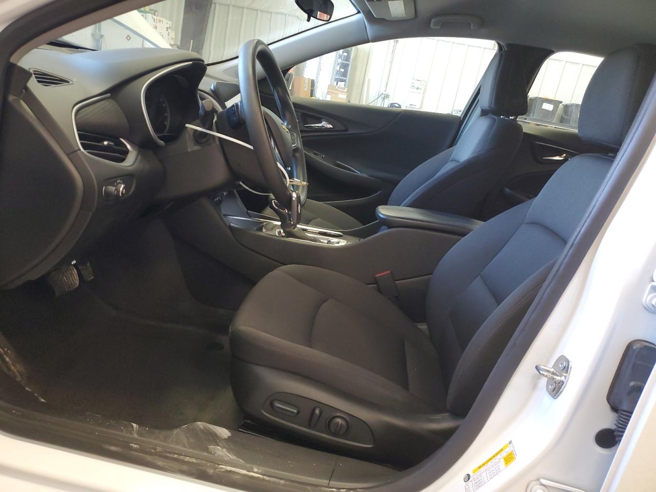 2023 Chevrolet Malibu - Image 7