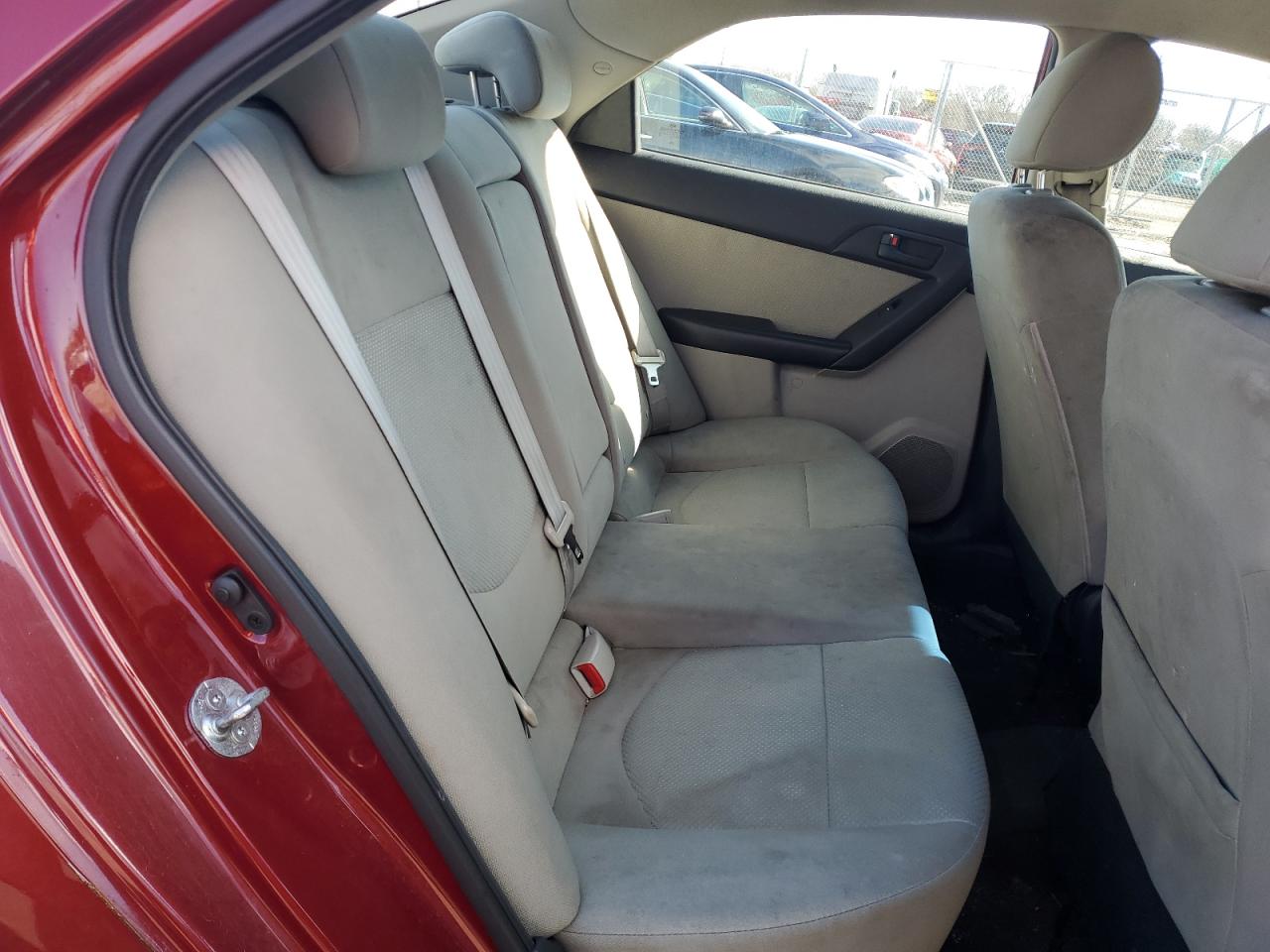 2012 Kia Forte - Image 10