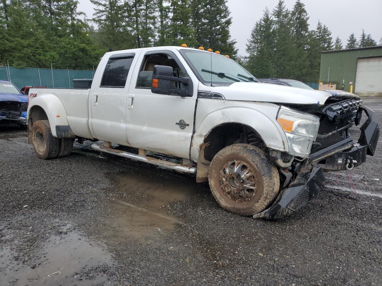 2013 Ford F350 - Image 4