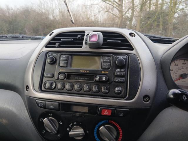 2003 TOYOTA RAV4 NV VV