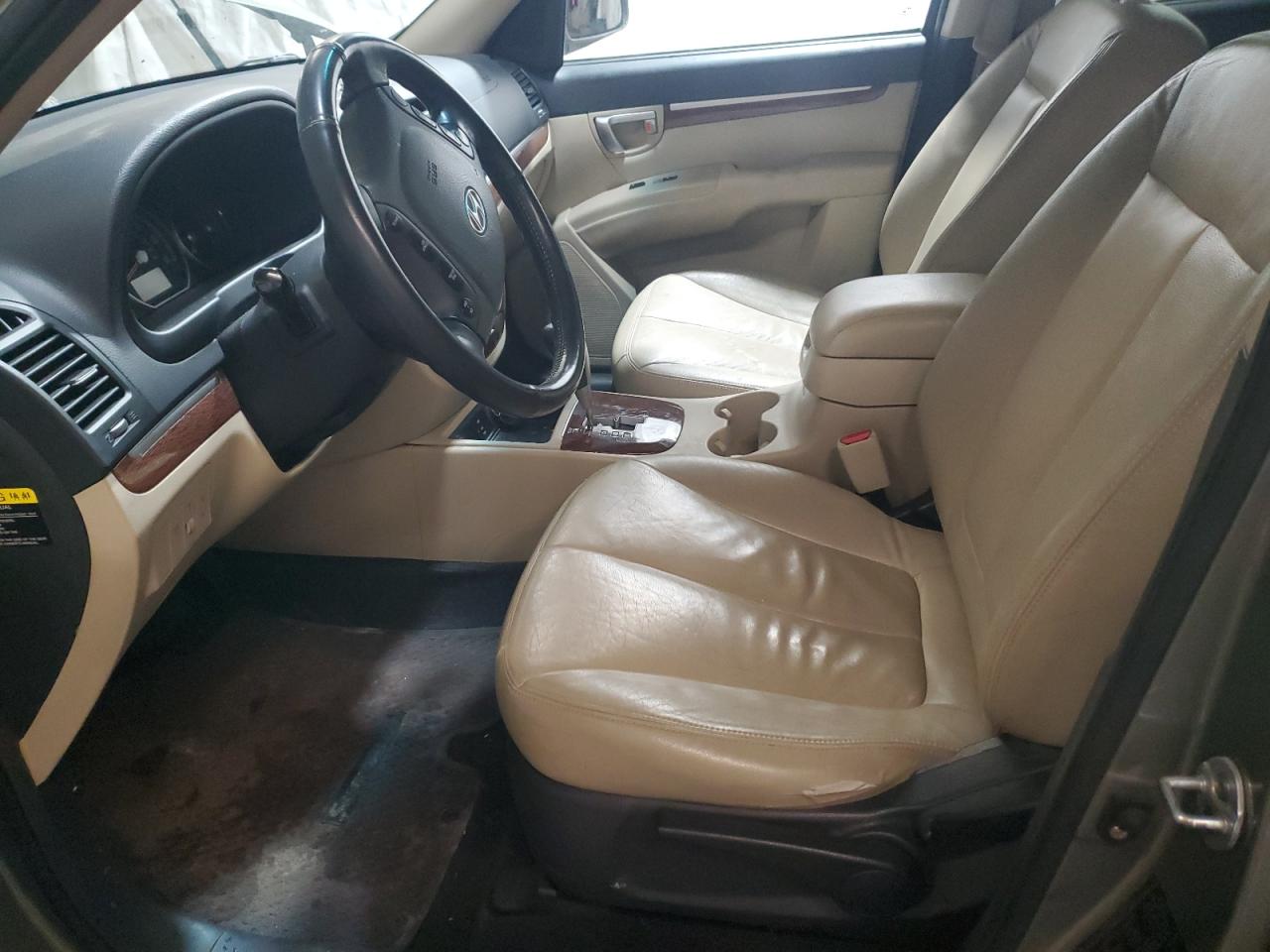 2009 Hyundai Santa Fe - Image 7