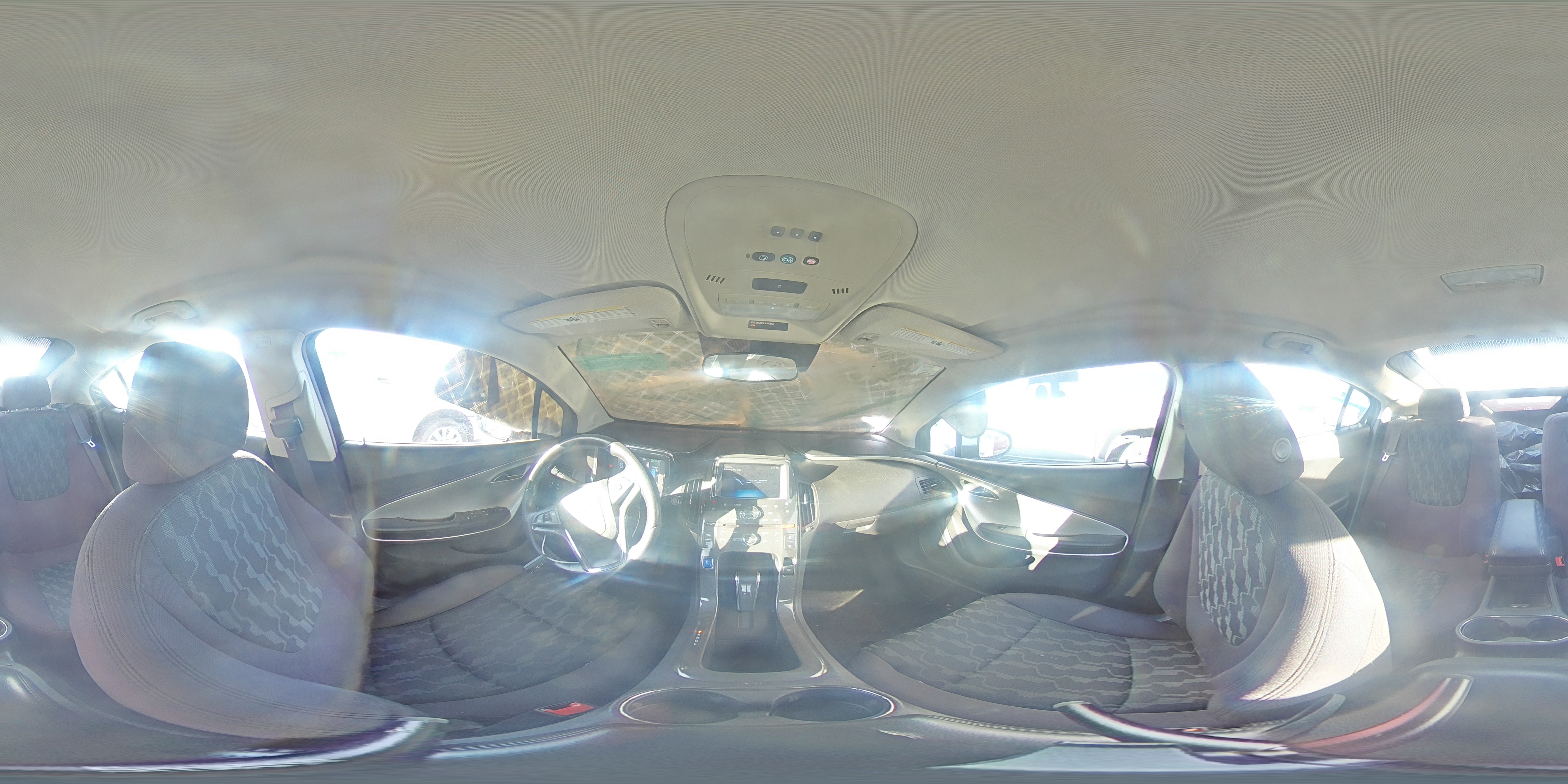 2014 Chevrolet Volt - Image 13