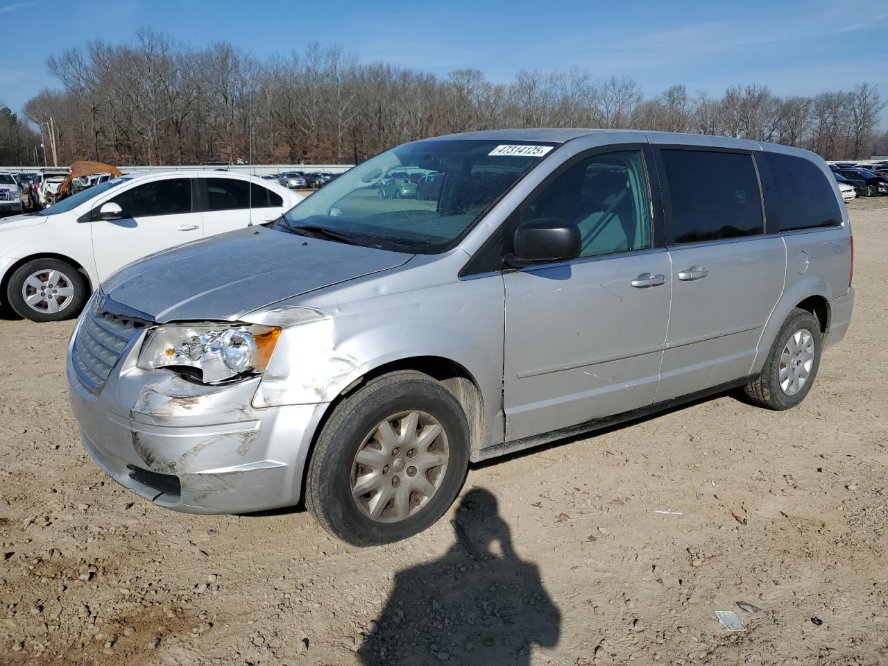 2010 Chrysler Town & Country - Image 1
