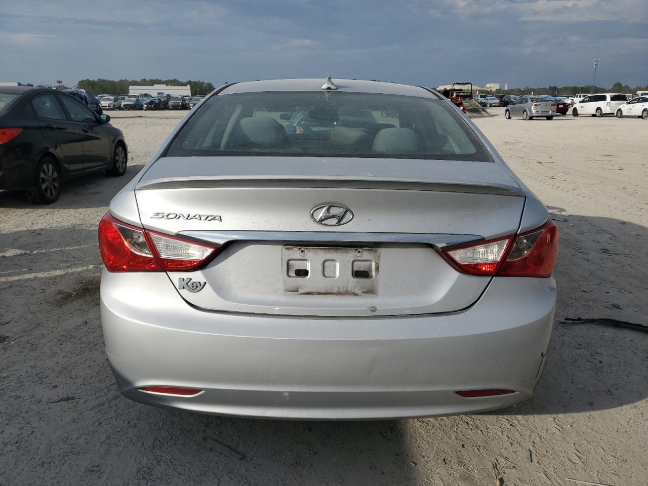 2013 Hyundai Sonata - Image 6