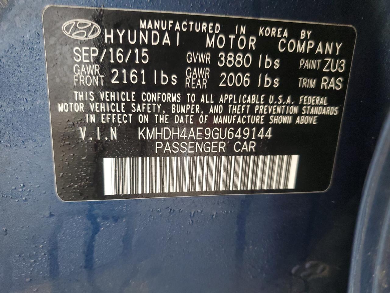 2016 Hyundai Elantra - Image 12