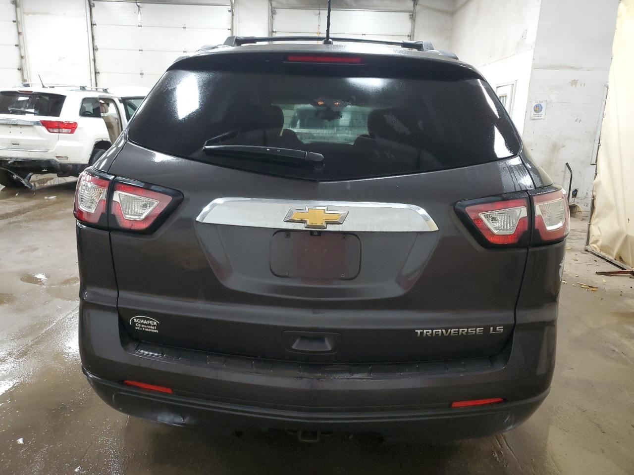 2015 Chevrolet Traverse - Image 6