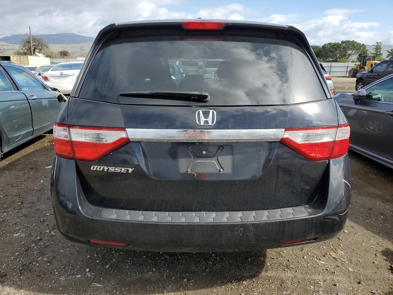 2011 Honda Odyssey - Image 6