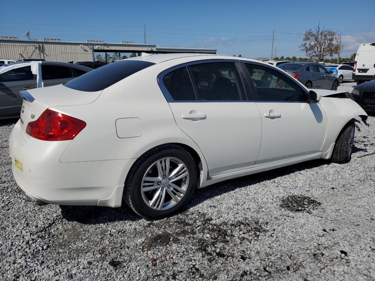 2013 Infiniti G - Image 3
