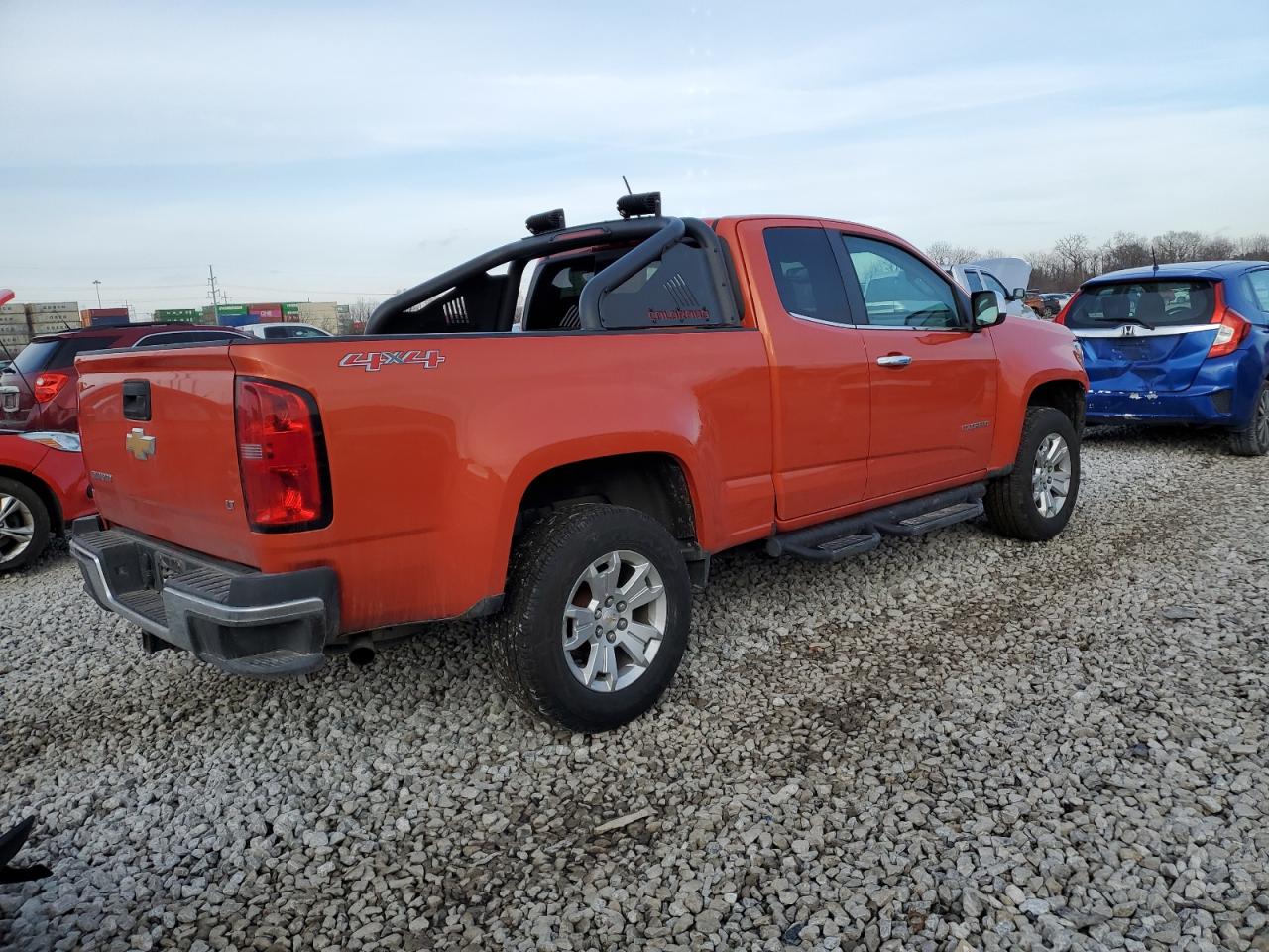 2016 Chevrolet Colorado - Image 3