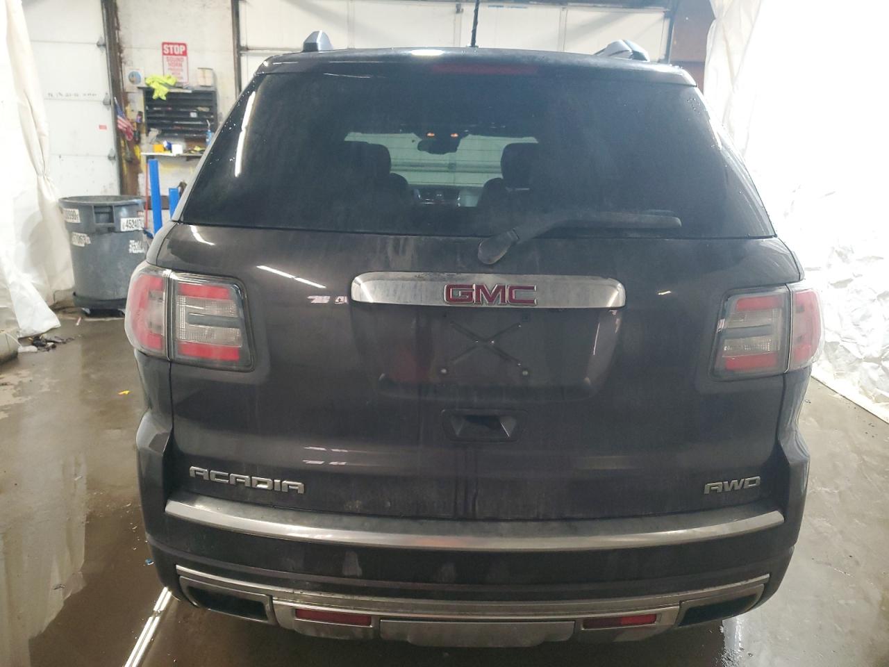 2014 GMC Acadia - Image 6