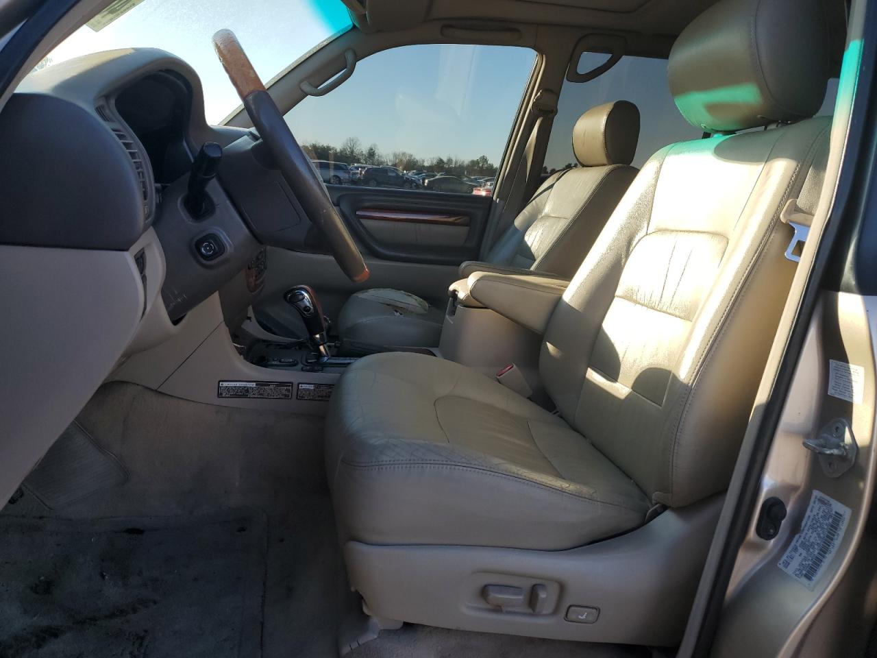 2000 Lexus LX - Image 7