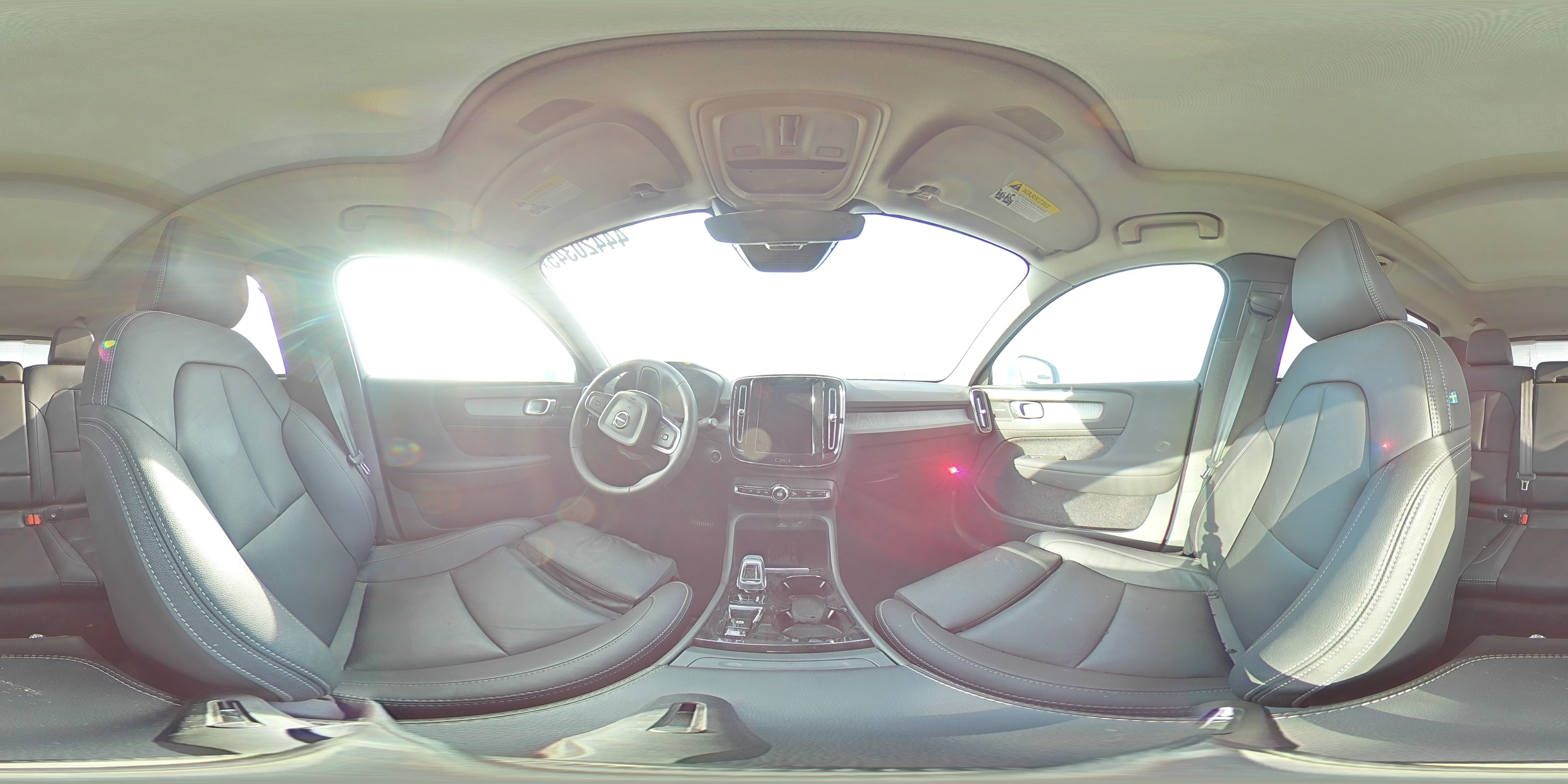 Фото: YV4L12UF9R2331405 - 13