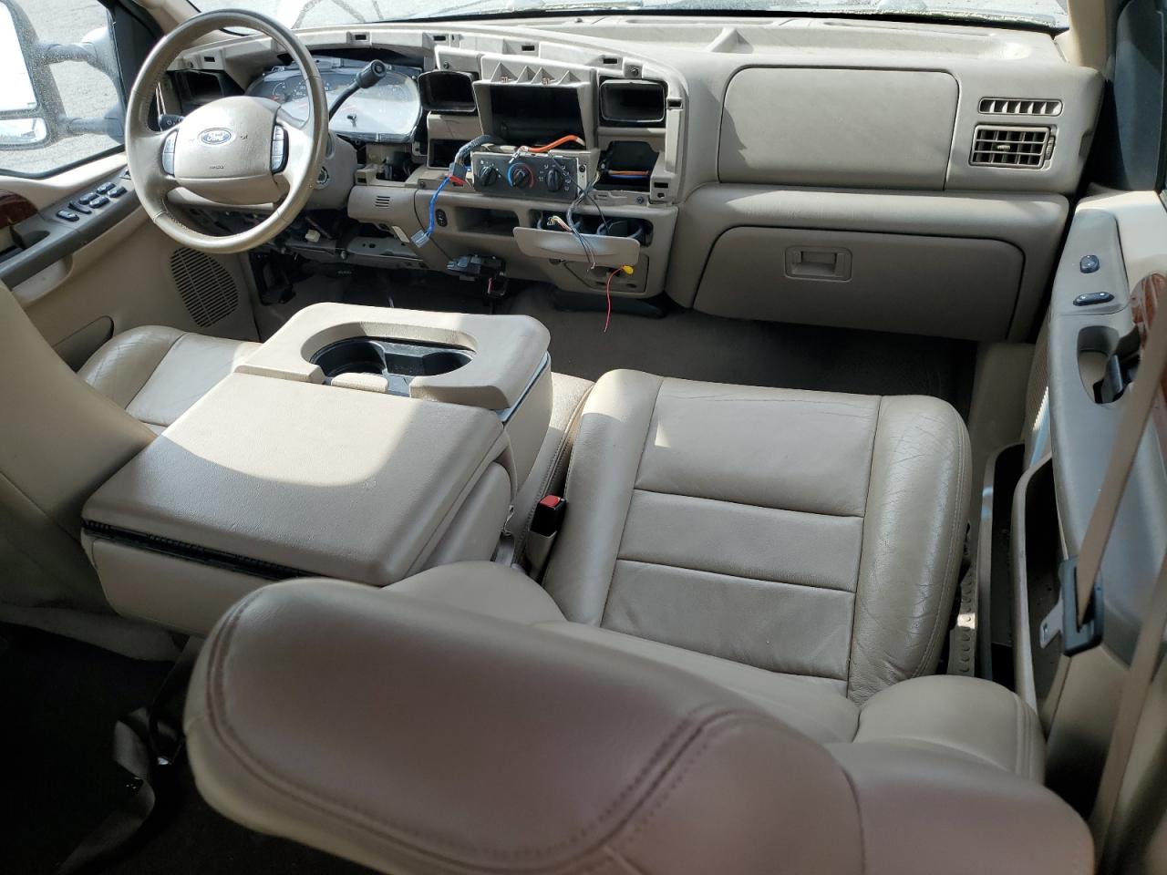 2004 Ford F250 - Image 8