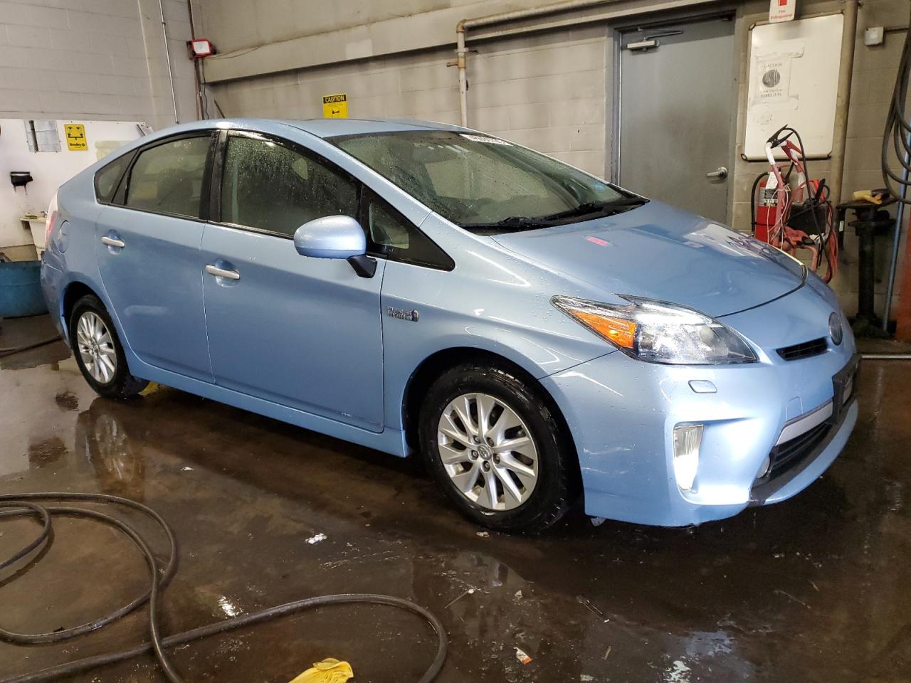 2012 Toyota Prius - Image 4