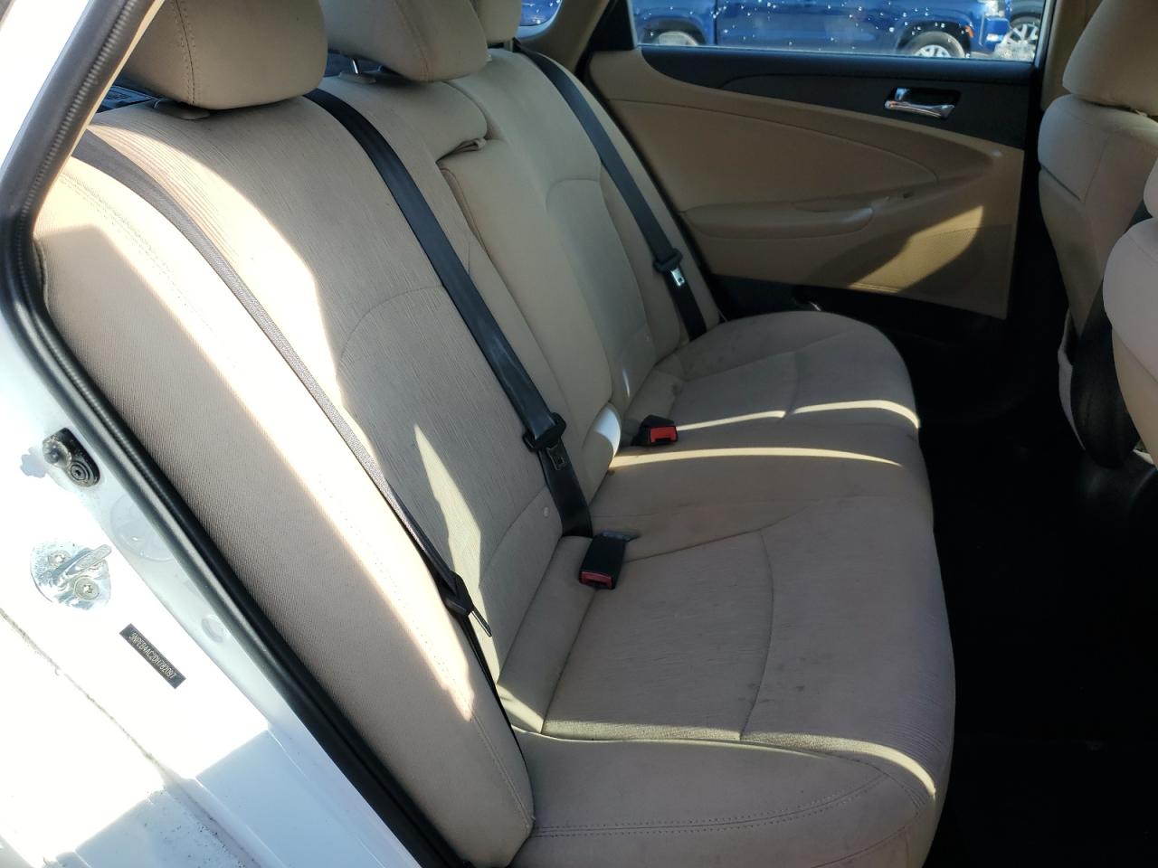 2013 Hyundai Sonata - Image 10
