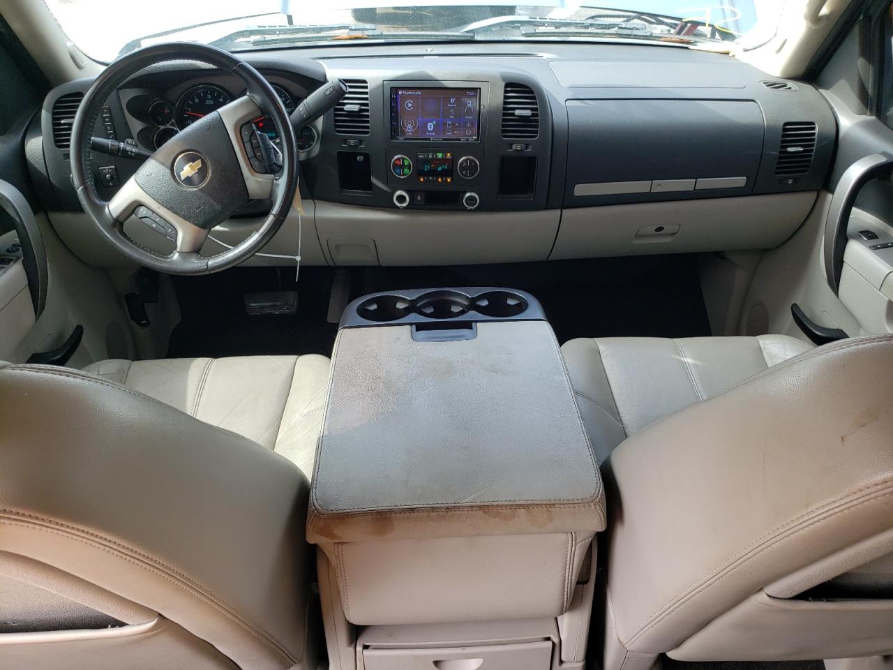 2011 Chevrolet Silverado - Image 8