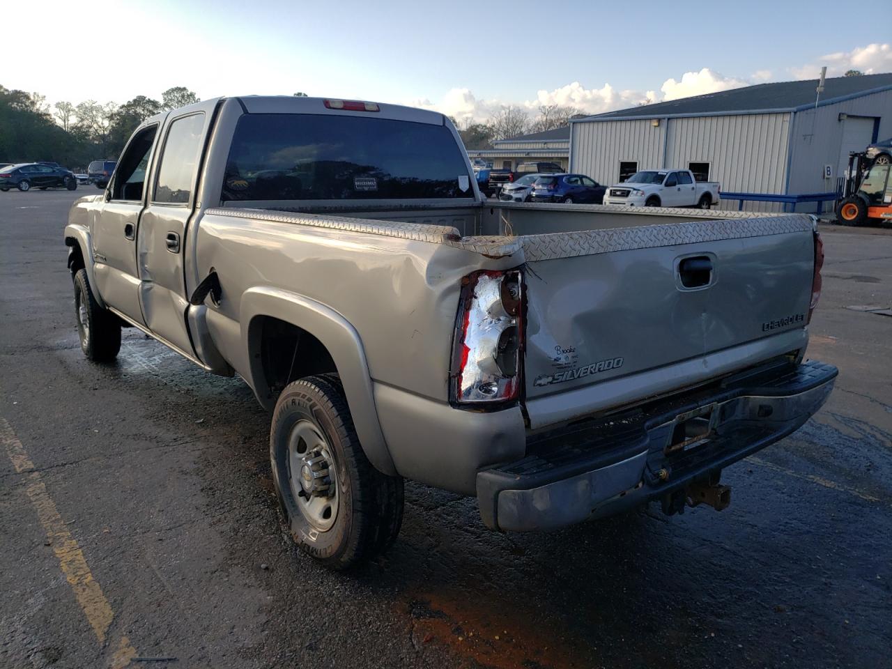 2003 Chevrolet Silverado - Image 2
