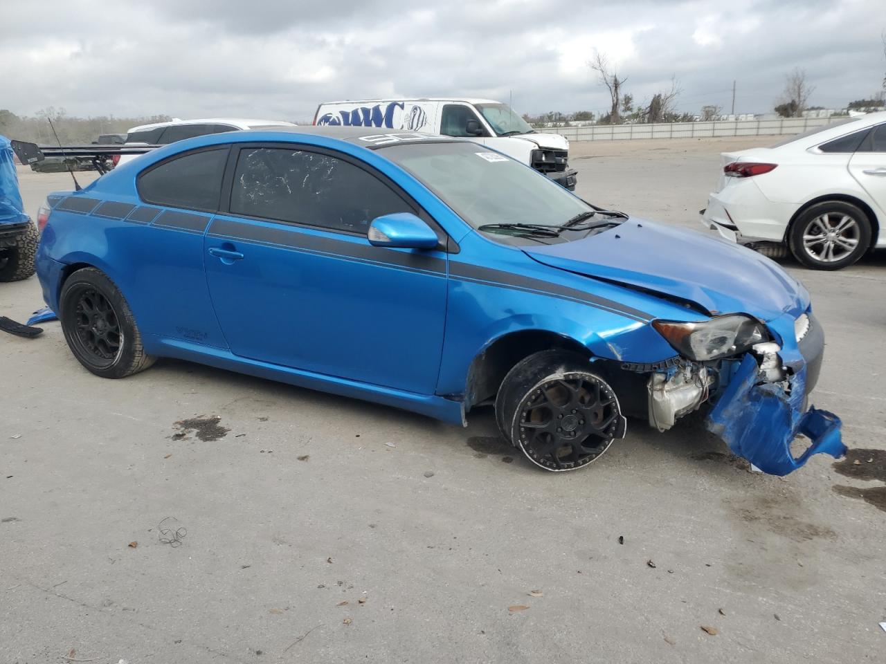 2010 Toyota tC - Image 4